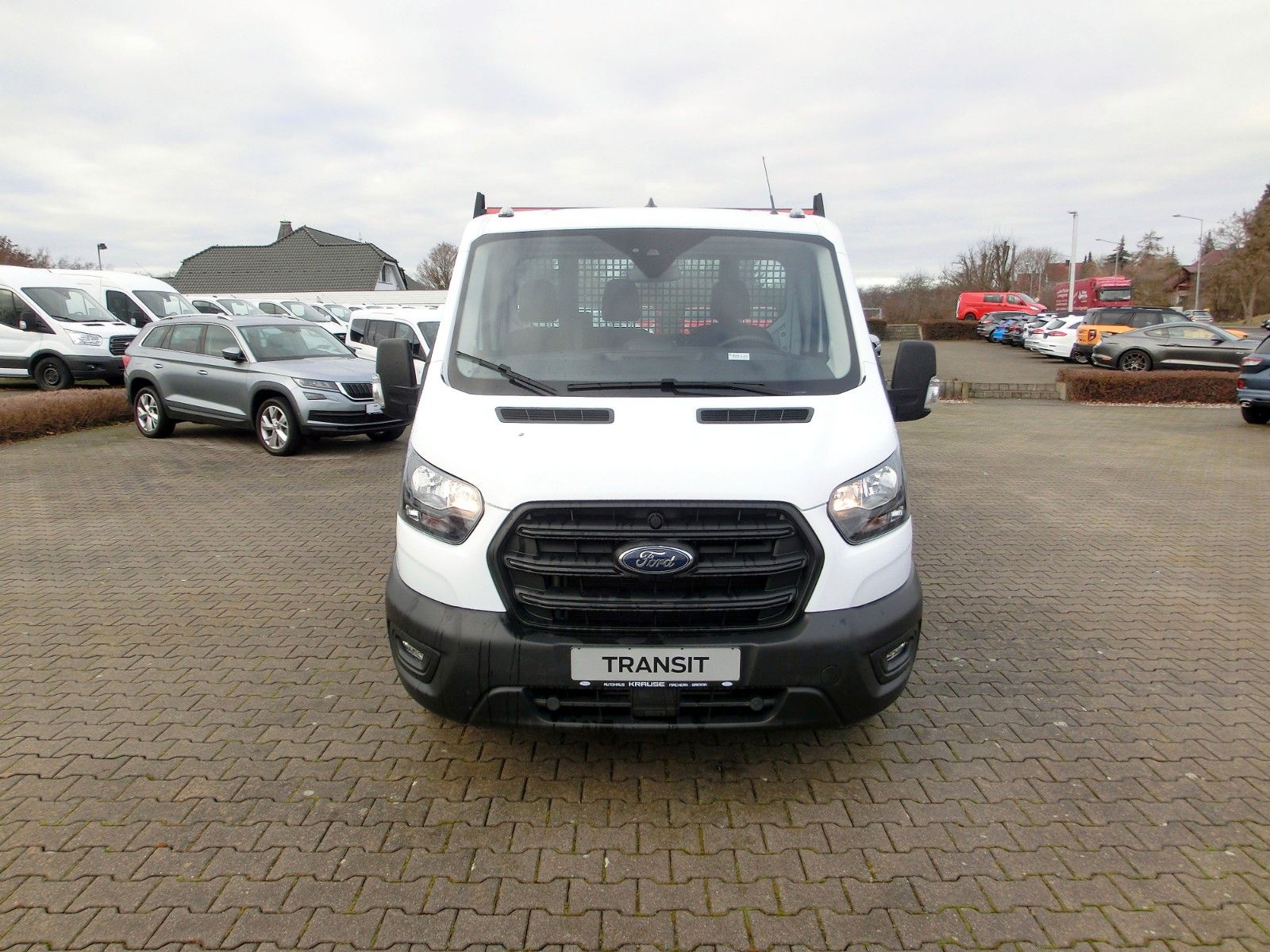 Fahrzeugabbildung Ford Transit Pritsche 350 L3  Einzelkabine Trend