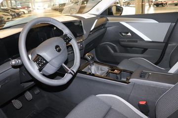 Fotografie des Opel Astra 1.2 Turbo Enjoy Komfort + Tech Paket