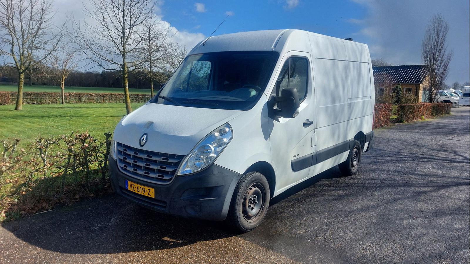 Renault Master T33 2.3 dCi L1H2 Eco AIRCO BJ 2013 Kasten