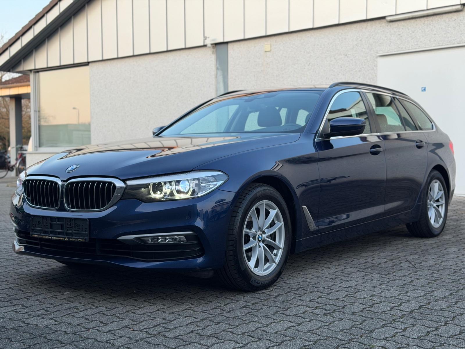 BMW 520 d Touring-1.Hand-S.Heft-Panorma-Leder-R.Cam