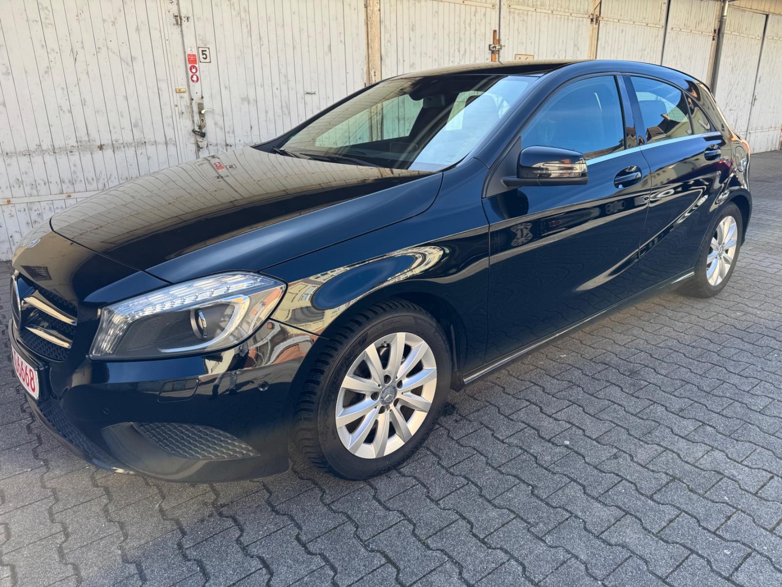 Mercedes-Benz A 200 A A 200 CDI / d Style