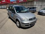 Fiat Panda 1.2 8V Dynamic Automatik Klima TÜV 5/2026 - Fiat Panda mit Benzin-Antrieb: Kleinwagen, Automatik, 1.2