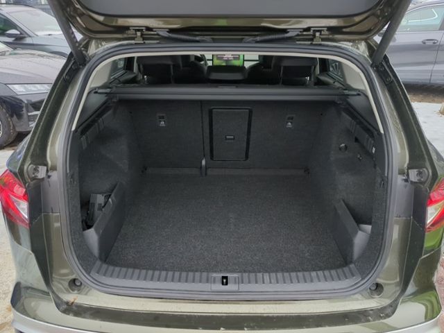 Fahrzeugabbildung SKODA Enyaq 60 Loft AHK PLUS WINTER