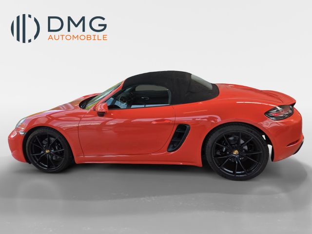 Porsche Boxster/718/Lava-Orange/Sport Chrono/20 ZOll
