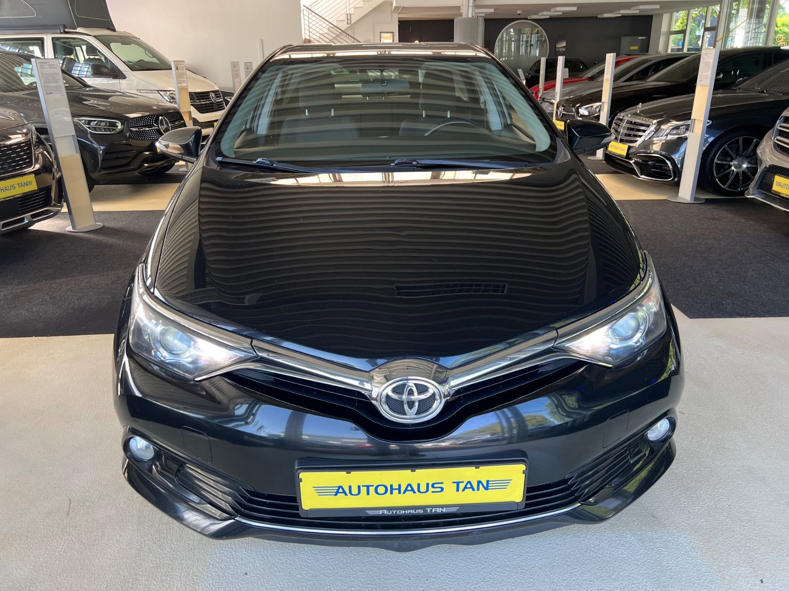 Fahrzeugabbildung Toyota Auris Comfort
