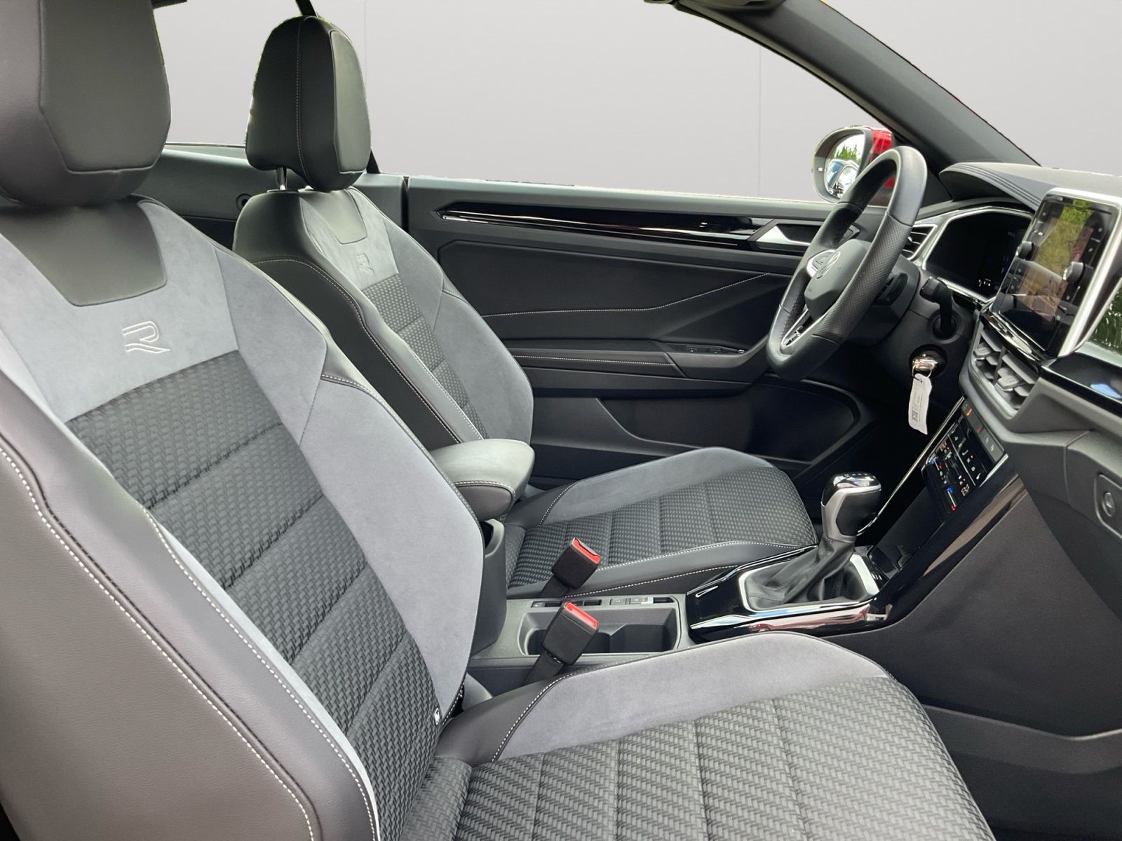 Volkswagen T-Roc - Bild 15