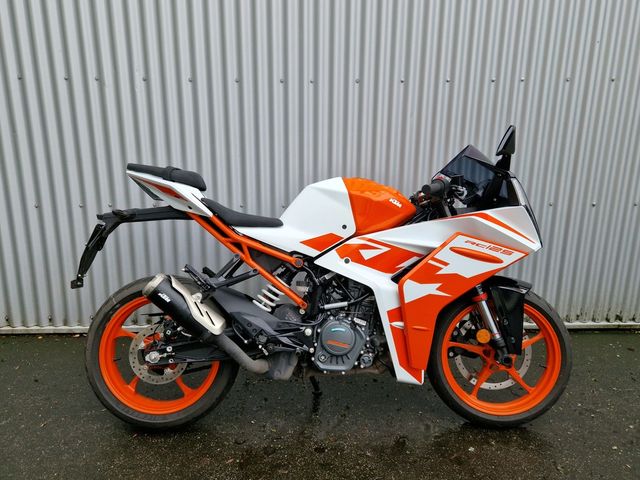 KTM RC 125 ABS 2023 - 1. Hand - scheckheftgepflegt