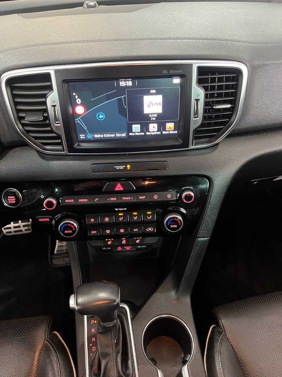 Fahrzeugabbildung Kia Sportage GT-Line 4WD Automatik *KAMERA*