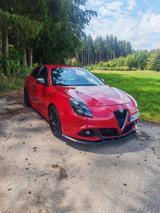 Alfa Romeo Giulietta 1.8 TBi 16V 177 kW TCT Veloce - Alfa Romeo: Rot