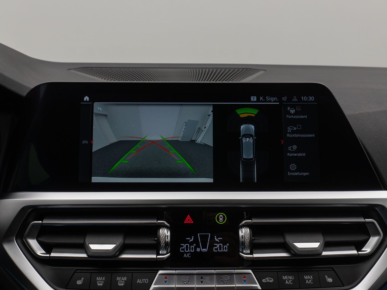 Fahrzeugabbildung BMW 320d Sport Line Kamera DAB HiFi DrivAssist Alarm