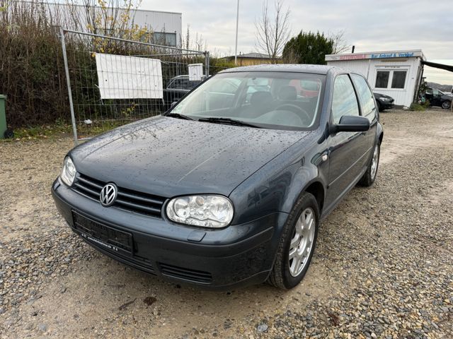 Volkswagen Golf 1.6 Basis