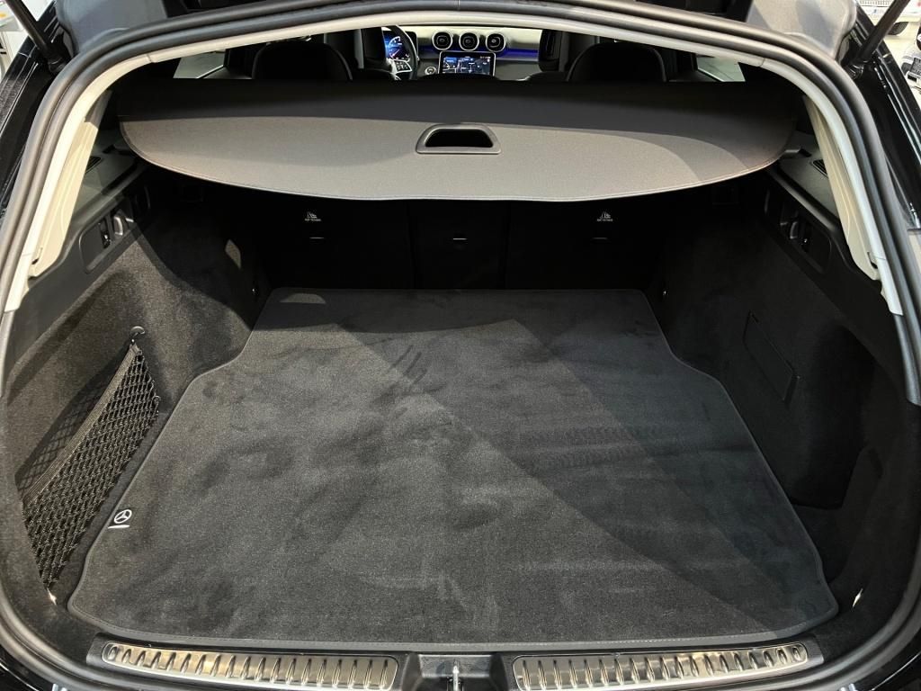 Fahrzeugabbildung Mercedes-Benz C 180 T Avantg. DigitalLight Navi DAB 360°