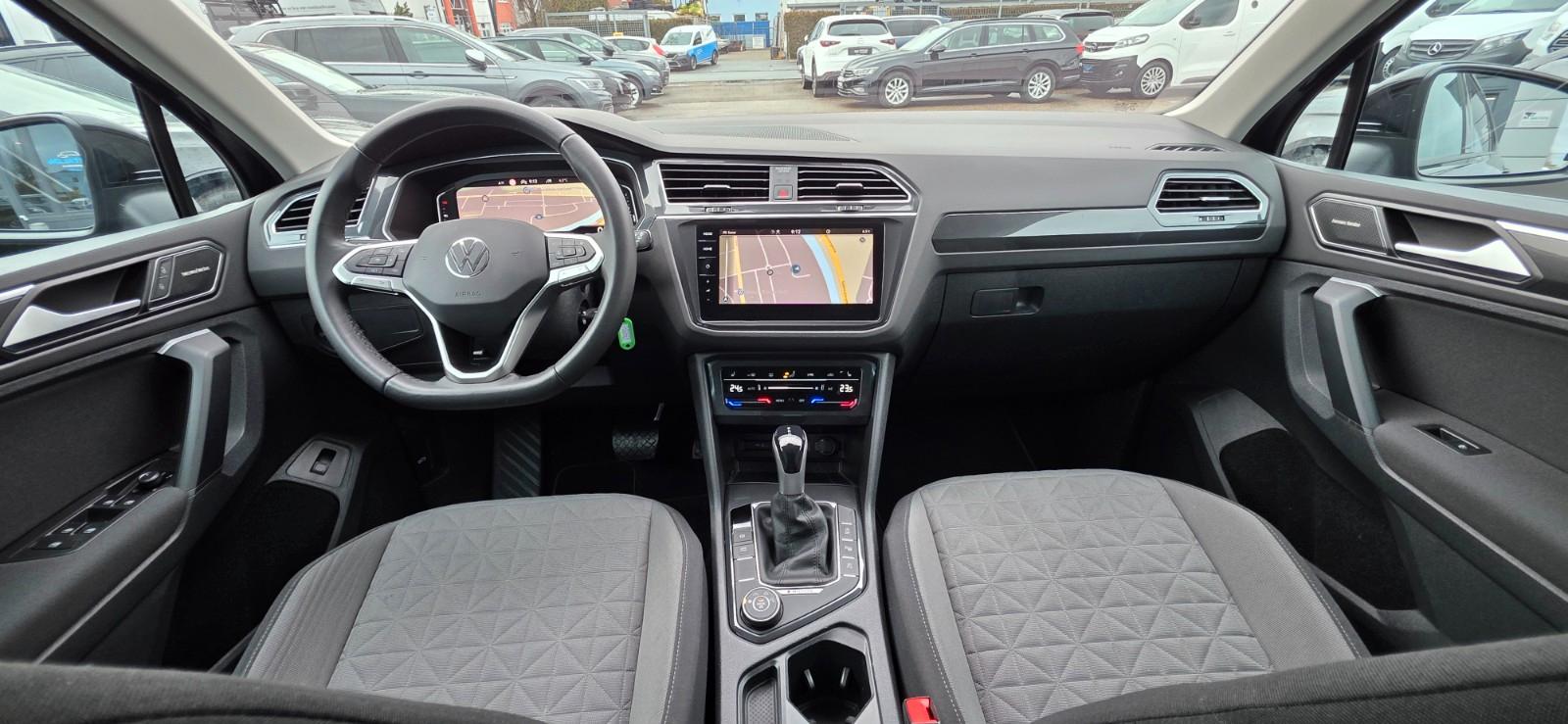 Volkswagen Tiguan 4Motion/Navi/LED/Cockpit/AHK/360°/ACC/1Ha