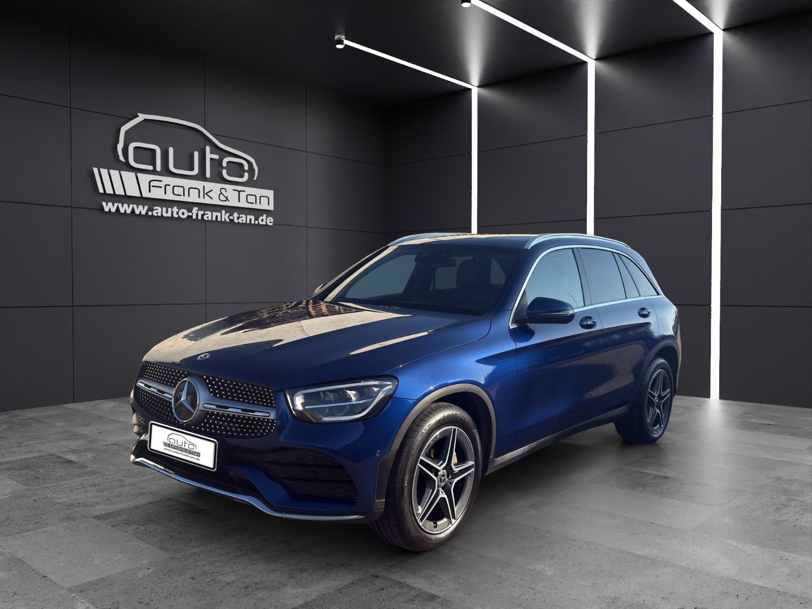 MERCEDES-BENZ GLC 220 d 4Matic*Burmester*Pano*Sitzheizung*