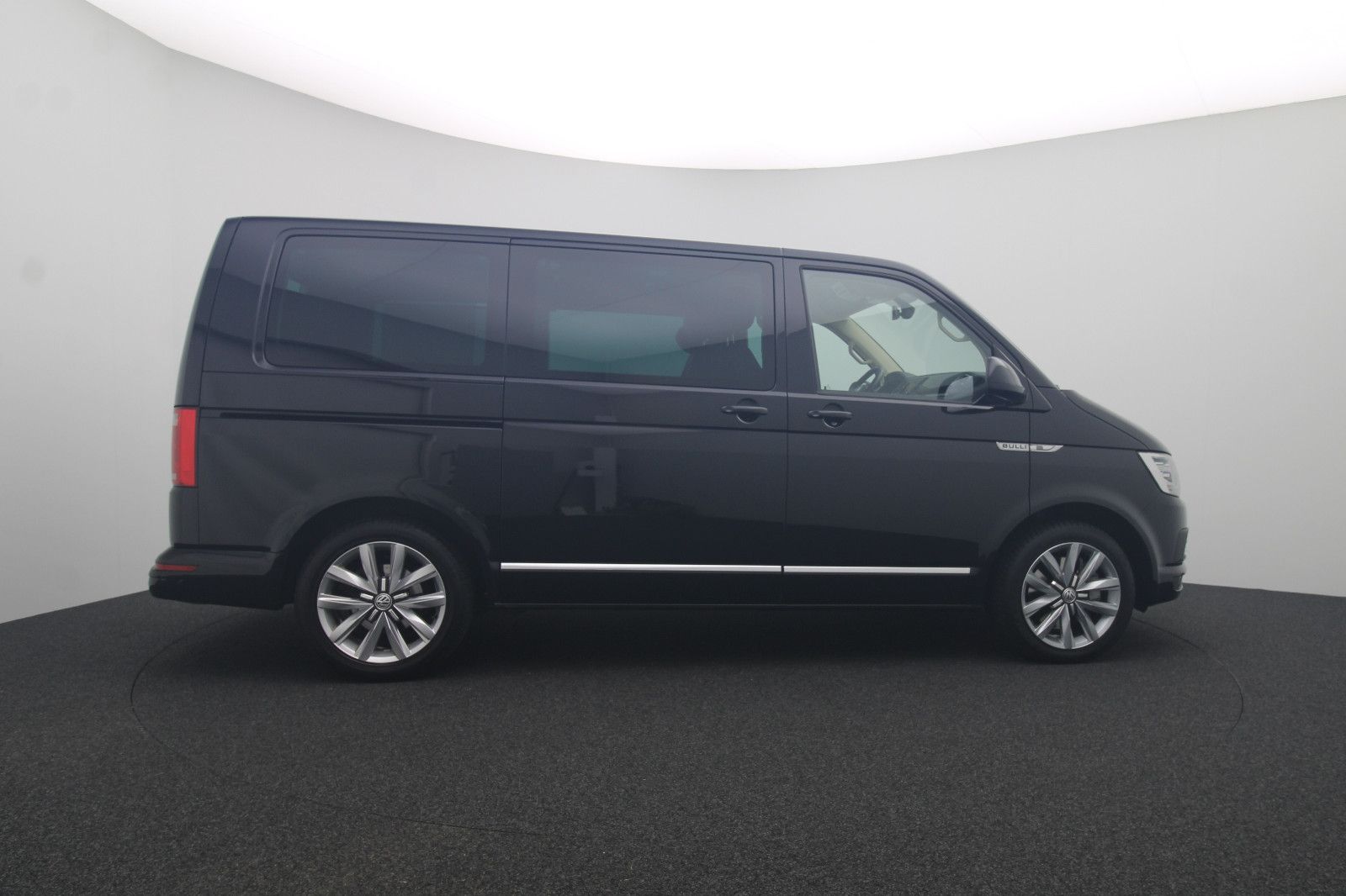 Fahrzeugabbildung Volkswagen T6 Multivan 2.0 Highline 4Motion ACC LED AHK