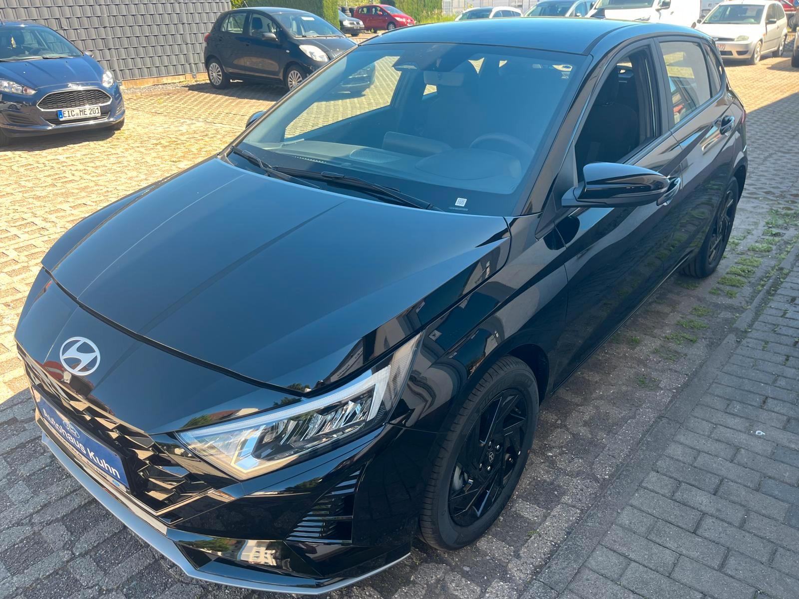 Hyundai i20, 5 Jahre Garantie,WP,Kamera,Aluf.Bi-LED,NAVI