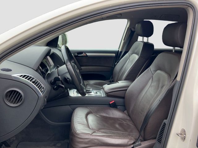 Fahrzeugabbildung Audi Q7 3.0 TDI quattro  7 Sitzer