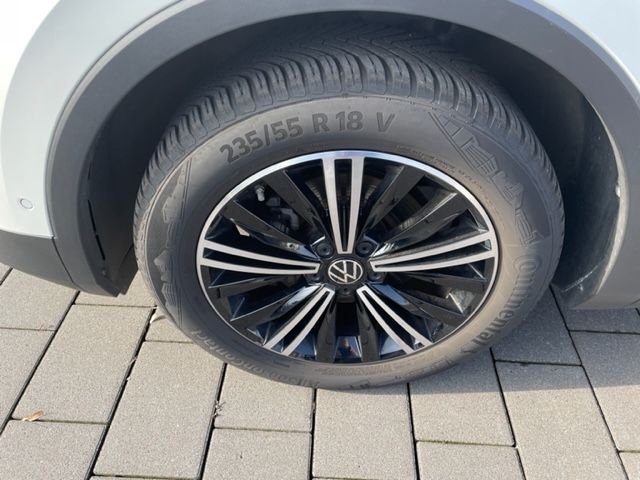 Volkswagen Tiguan 2.0 TDI DSG Active Navi LED AHK Keyless foto 8