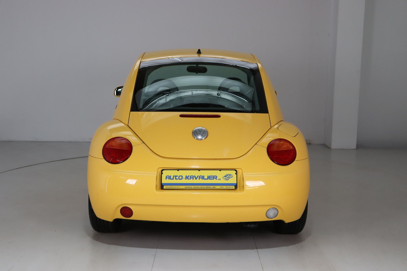 Fahrzeugabbildung Volkswagen New Beetle 1.6 en vogue * HU/AU bis 04.2026 *