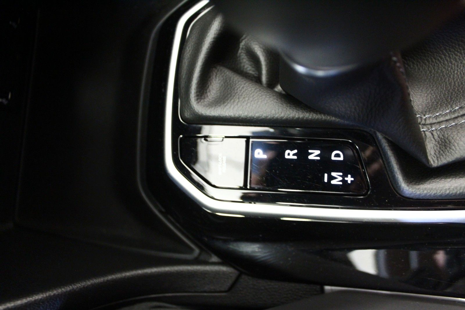 Fahrzeugabbildung Renault Koleos BLUE dCi 185 4WD X-tronic Initiale Paris