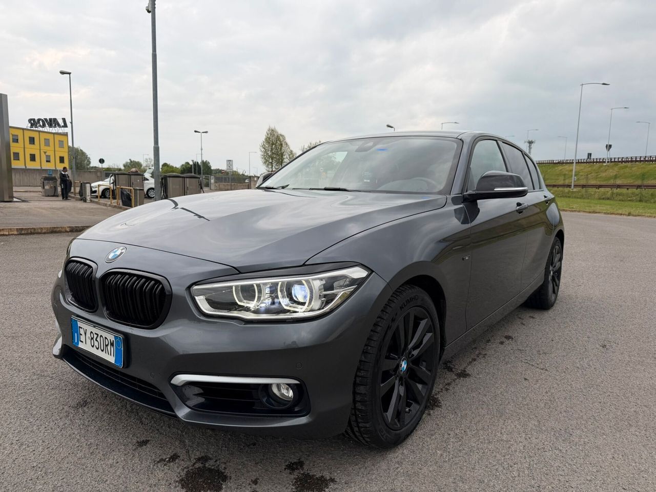 BMW 118