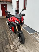 BMW S1000XR mit CARBON, Koffer und Navi - BMW C X