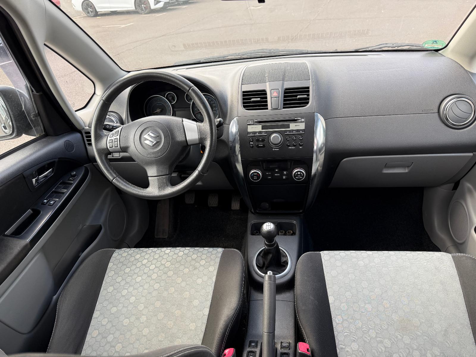 Suzuki SX4 Style 4x4+Klimaauto+SHZ+Temp+ZV+LM+