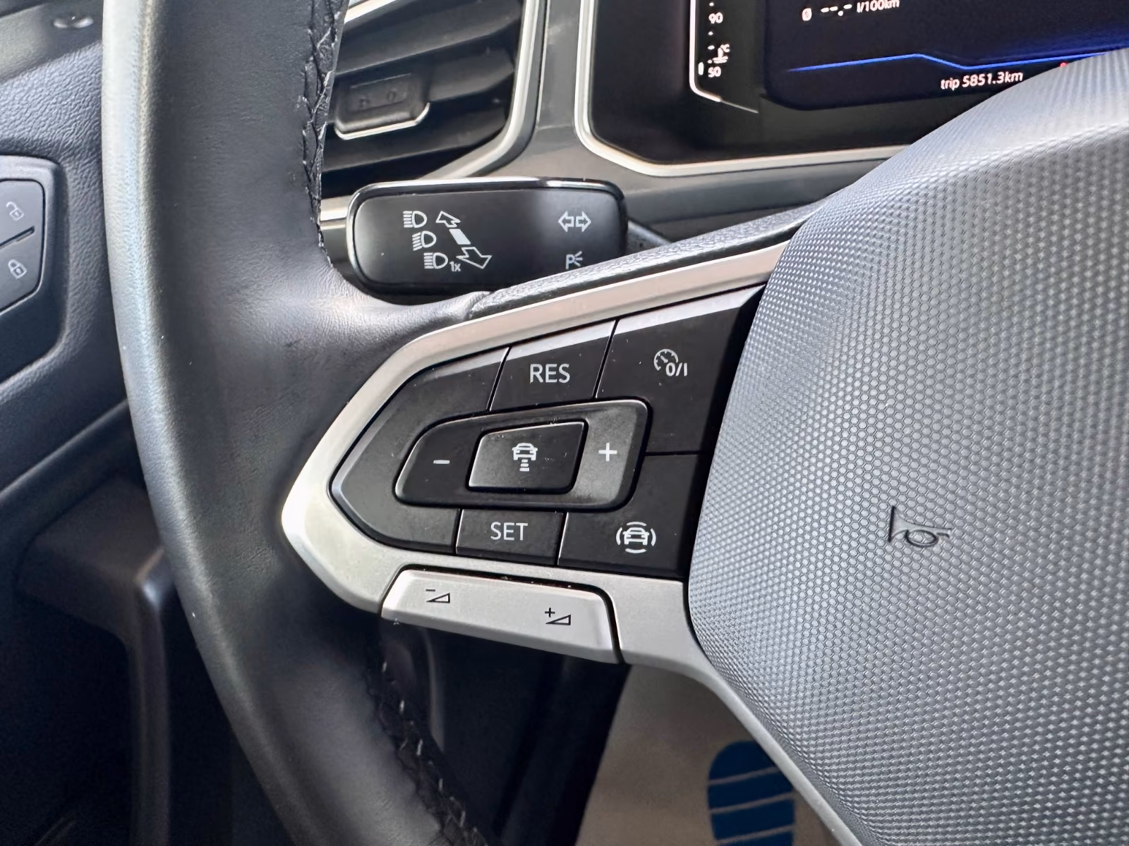 Volkswagen T-Roc 1.5 TSI Style LED App-Connect 1.Hand, миниатюра 15