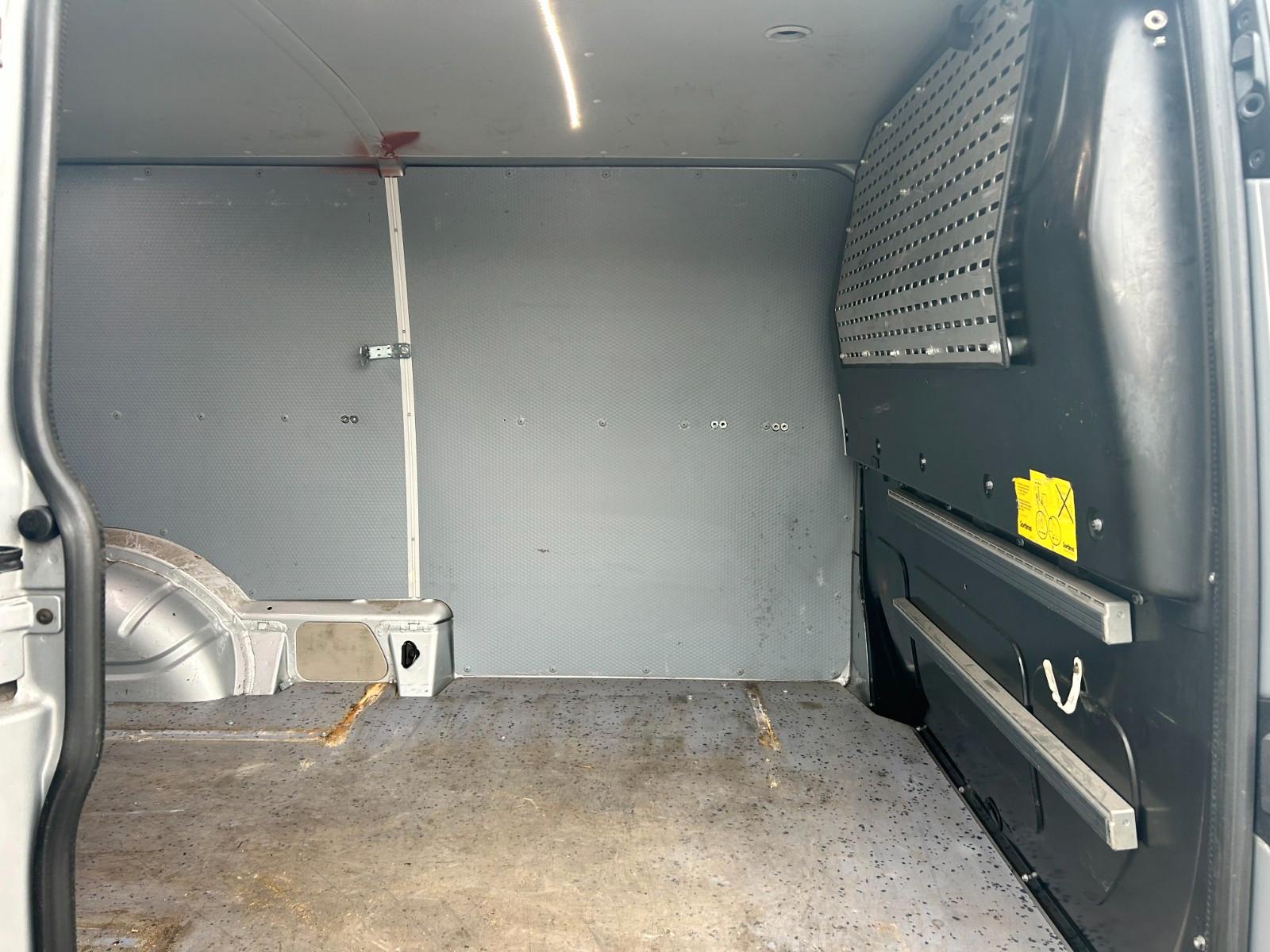 Volkswagen T6 2.0 TDI Transporter Kastenwagen lang