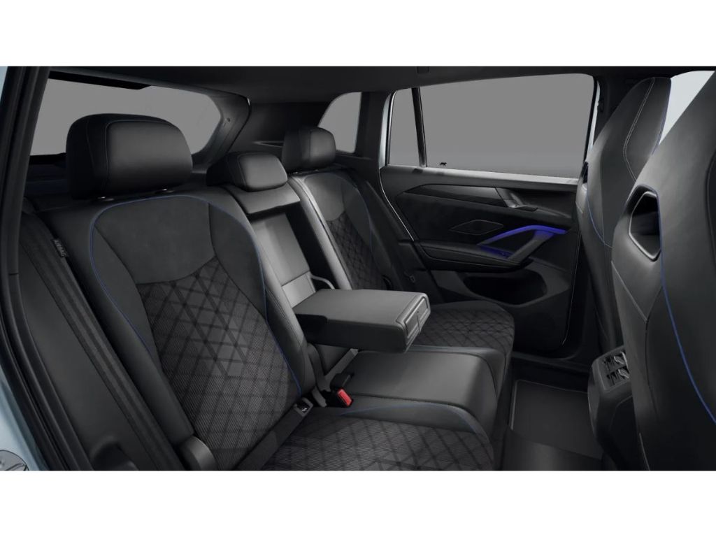 Tiguan R-Line 1.5l eTSI DSG IQ Drive Navi Black