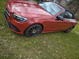 Mercedes-Benz E 220 d 4MATIC Autom. - - Mercedes-Benz E 220: Rot, Leder