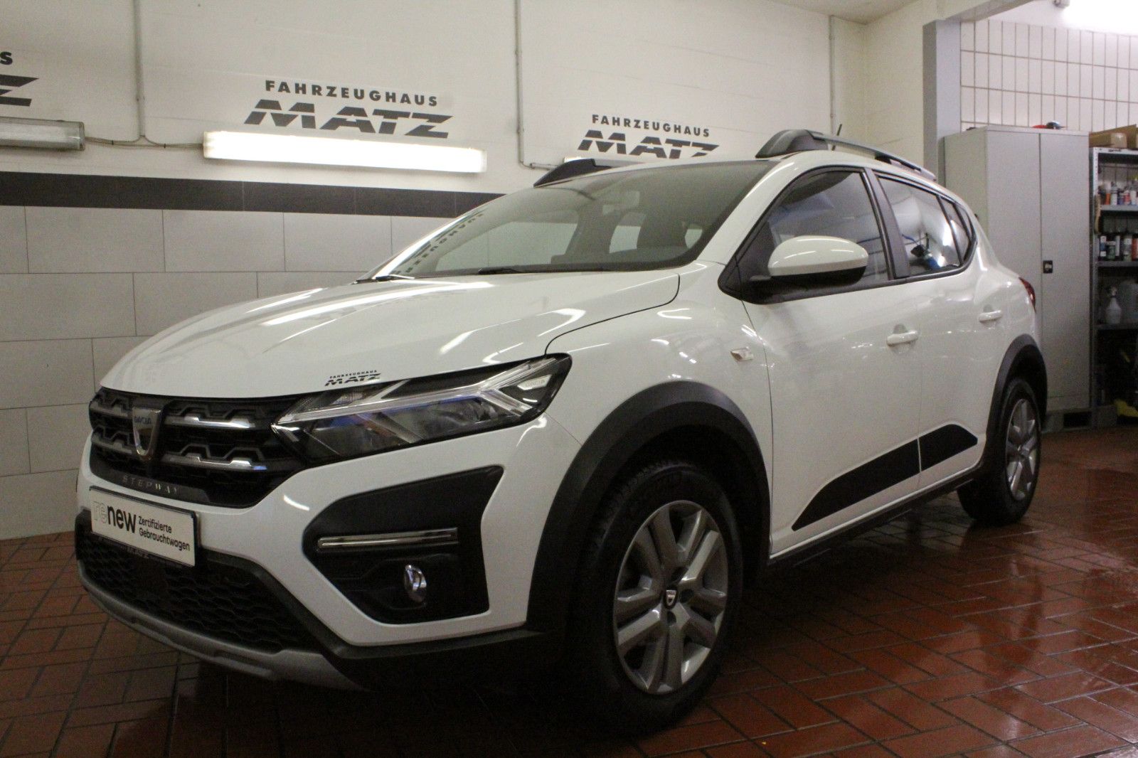 Fahrzeugabbildung Dacia Sandero Stepway TCe 100 ECO-G Comfort *Media-Dis