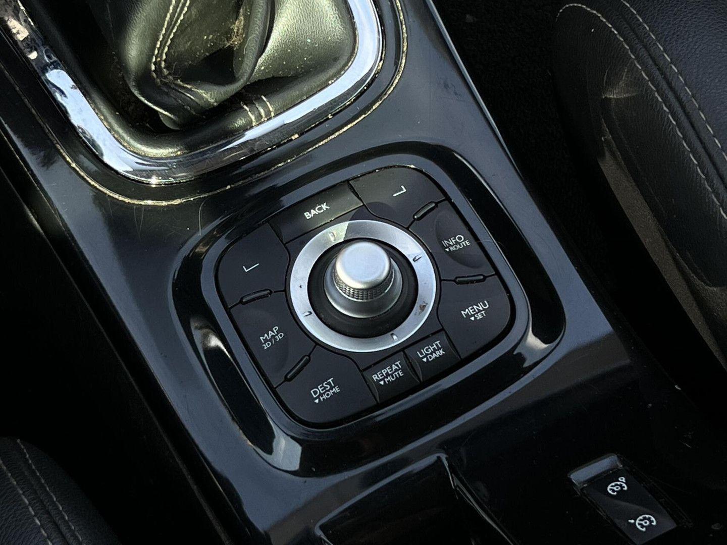 Renault Megane 2013 — фото 19