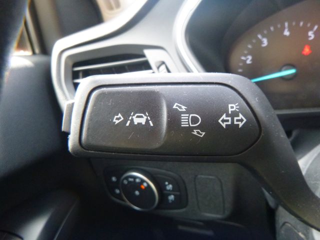 Fahrzeugabbildung Ford Focus ACTIVE 1,5 EcoB >AUT/Headup/NAV/LED/PAN<