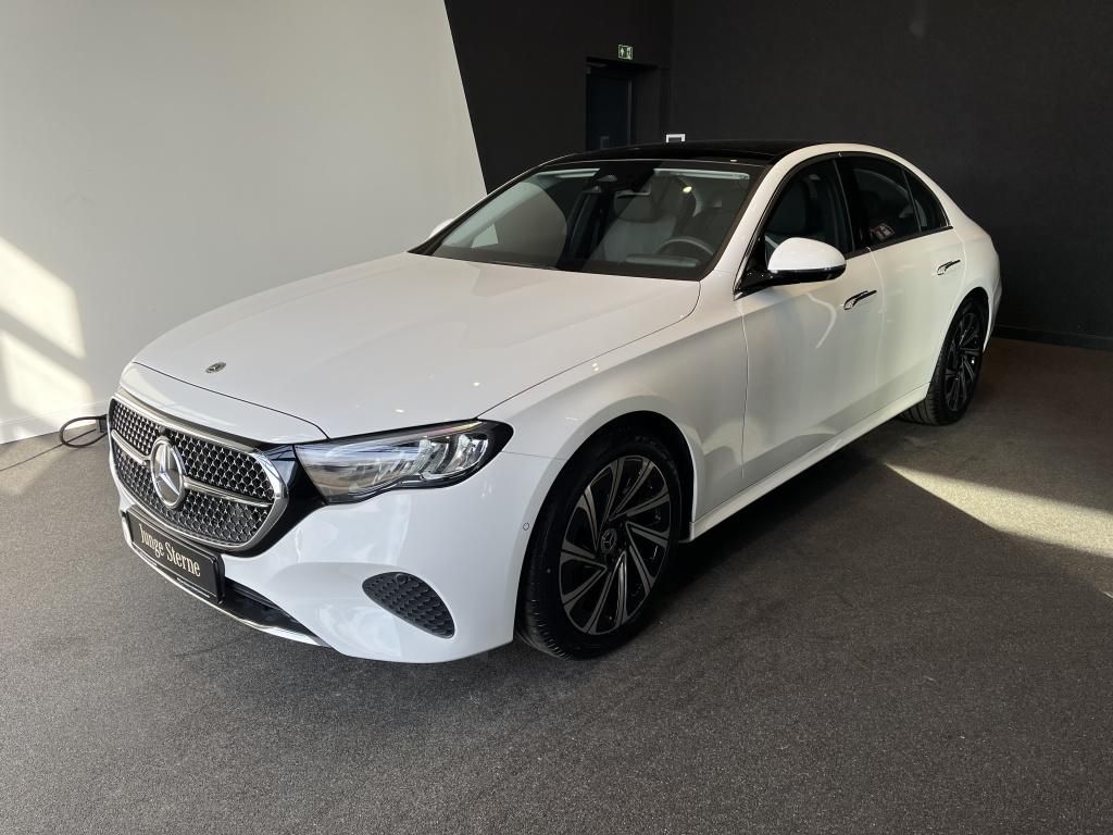 Mercedes-Benz E 220