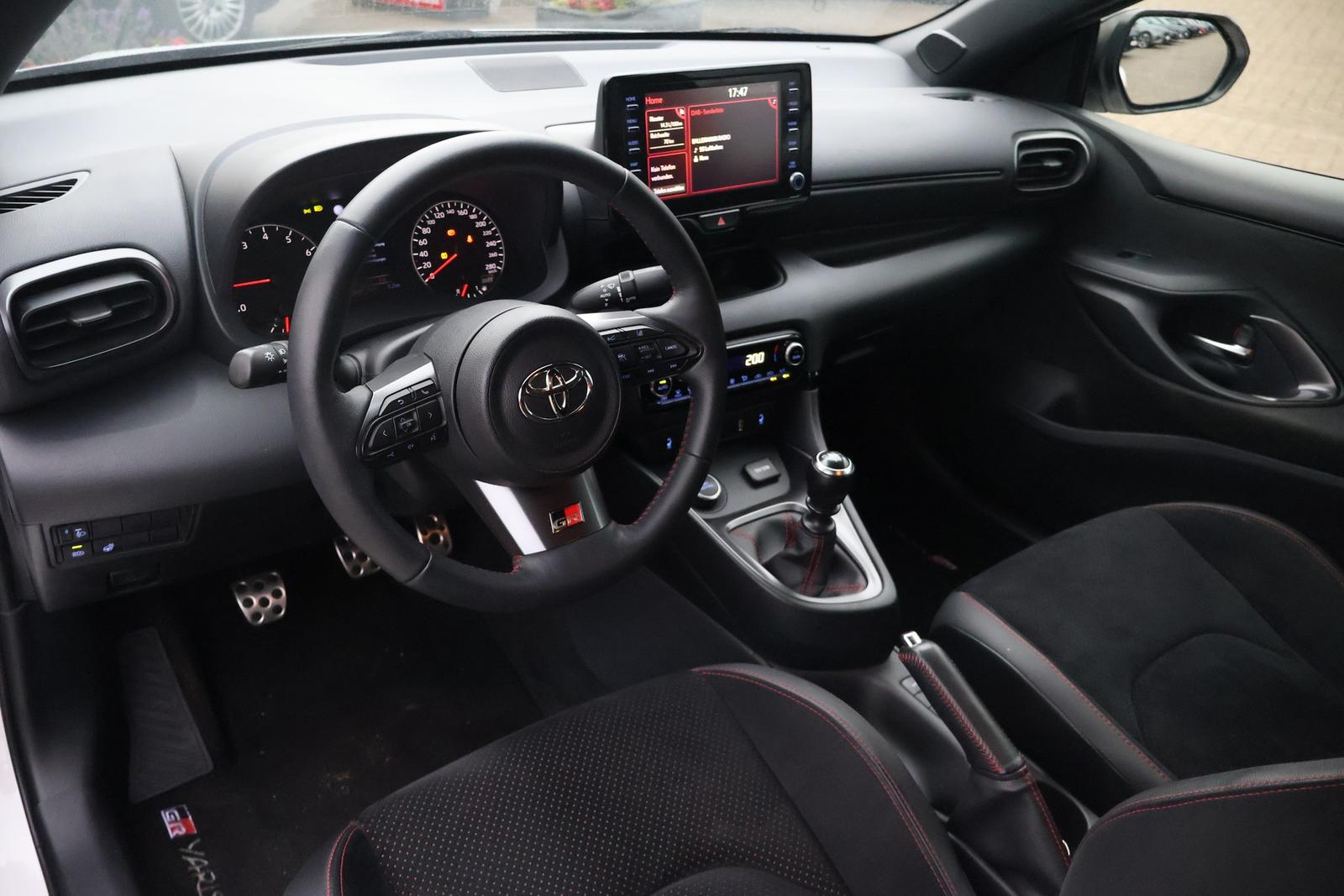Toyota Yaris 1.6 GR 4WD LED ACC Android Apple DAB, миниатюра 10