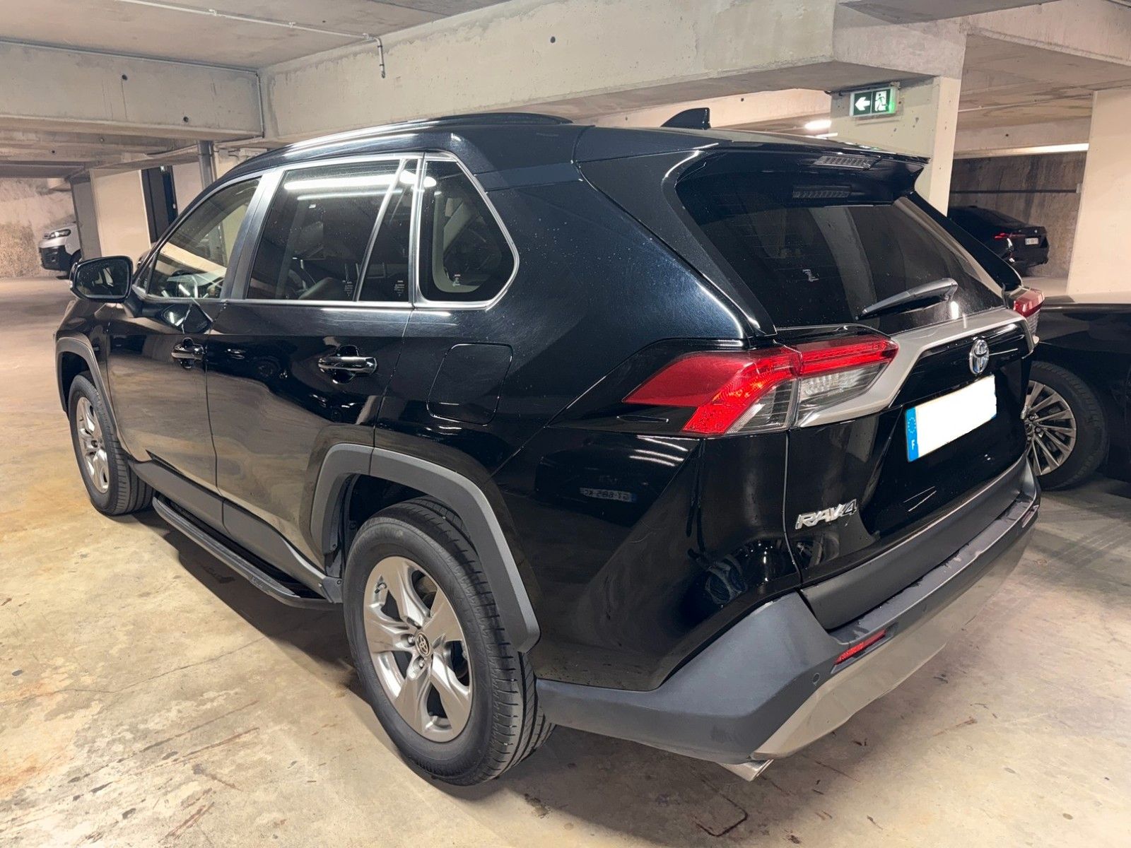 Toyota 22900ht RAV 4 2.5 HYBRIDE 218CH BUSINESS 2WD imagem 3