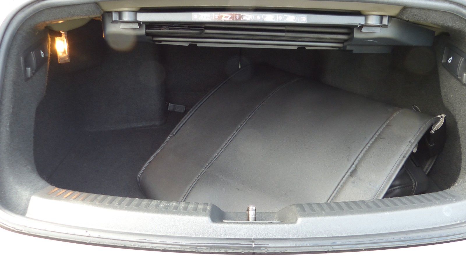 Volkswagen Beetle Cabriolet Exclusive Sport DSG wenig KM foto 23