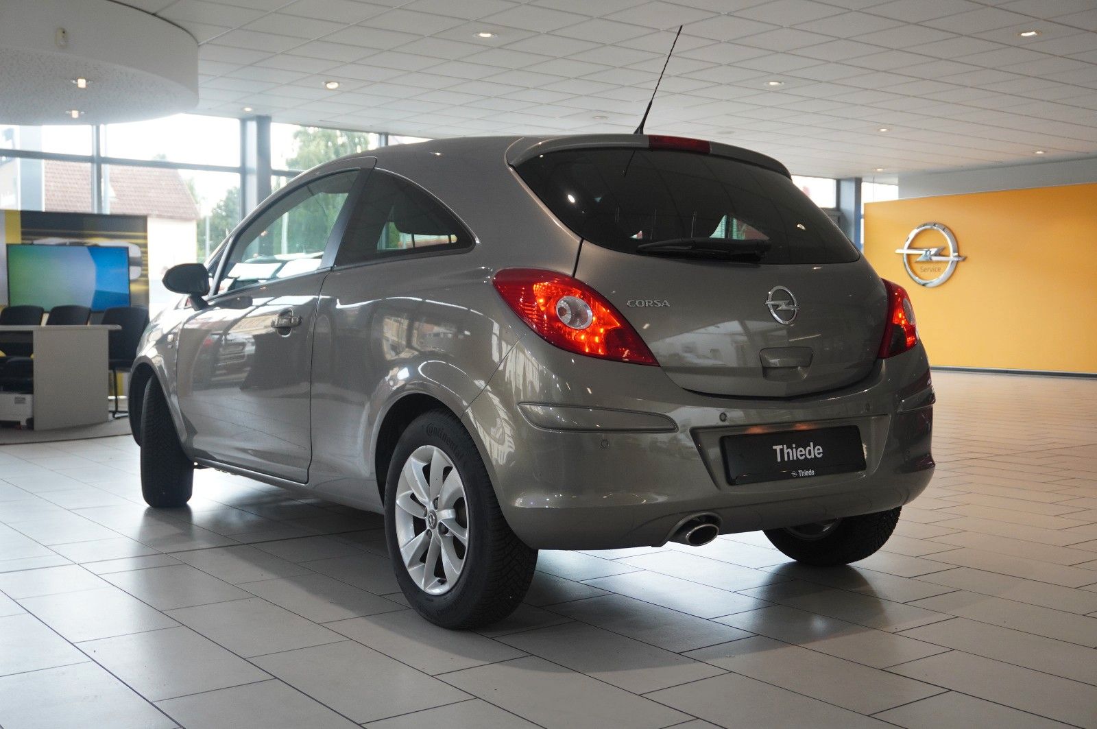 Fahrzeugabbildung Opel Corsa D 1.4 ENERGY 3-TÜR KLIMA/WINTER/NEBEL/PDC