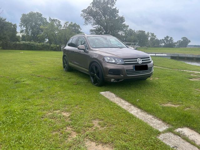 Volkswagen VW Touareg 4.2 TDI Unfall Export