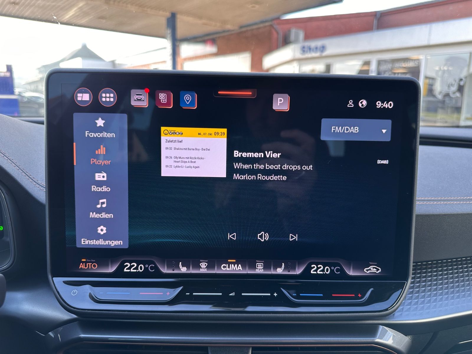Fahrzeugabbildung CUPRA Formentor 1.5 eTSI DSG Pano/AHK/ACC/APP/LED/SHZG