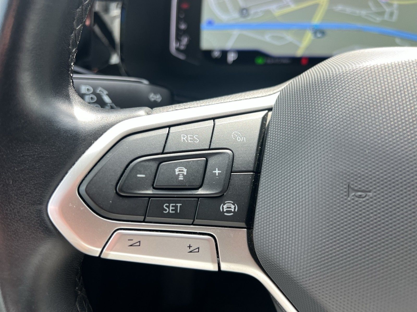 Fahrzeugabbildung Volkswagen T6 Multivan T6.1 TDI Gen. Six 4Mo. DSG LED NAVI