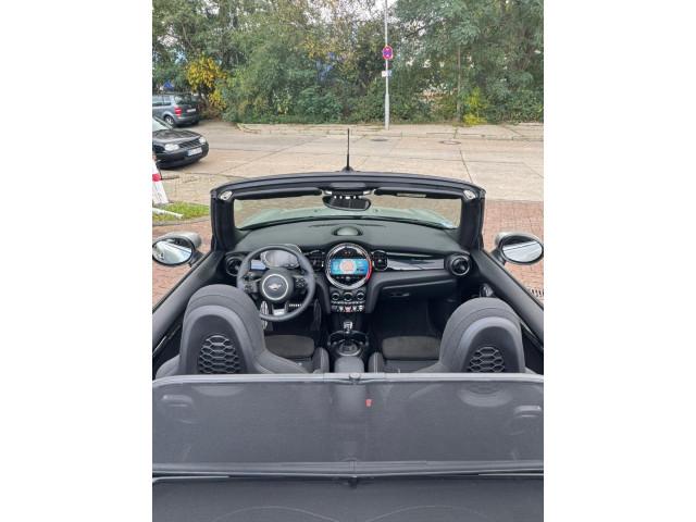 MINI Cooper S Cabrio JCW Trim