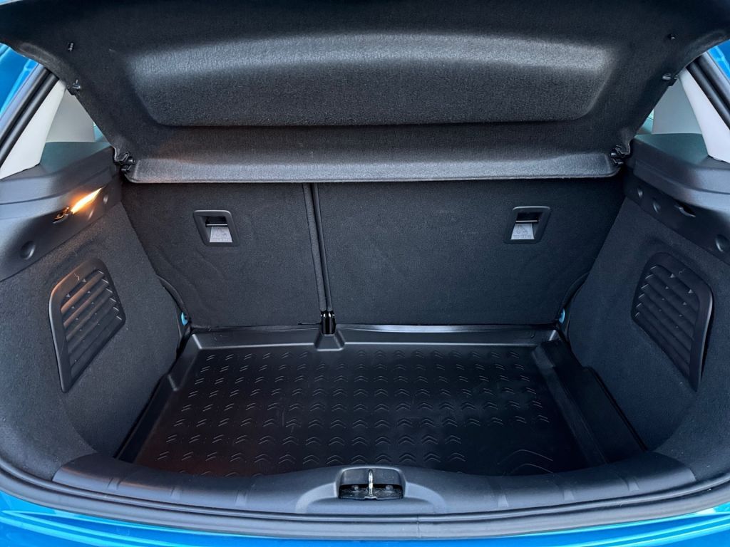 Fahrzeugabbildung Citroën C3 Pure Tech 82 Stop & Start ETG Selection