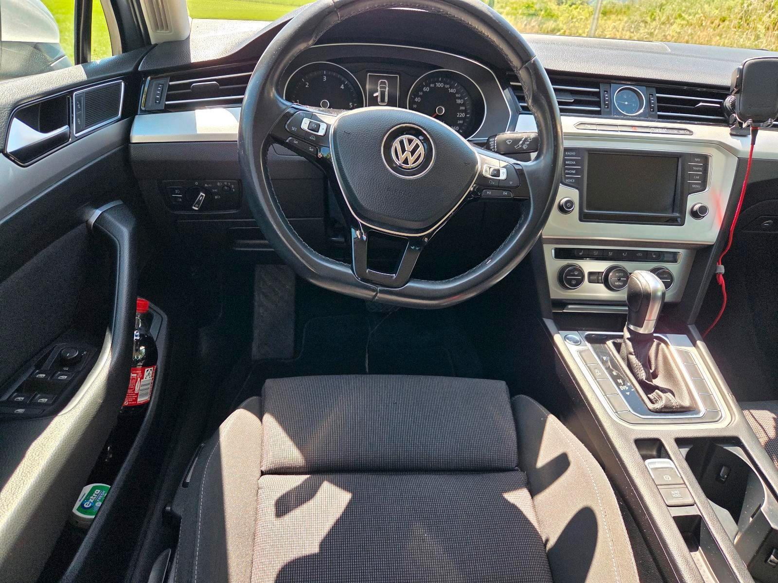 Volkswagen Passat 2015 — photo 8