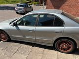 Mitsubishi galant - Mitsubishi Galant mit Benzin-Antrieb: Limousine