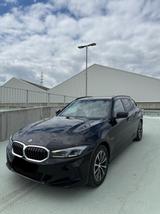 BMW 320e xDrive Touring Auto -