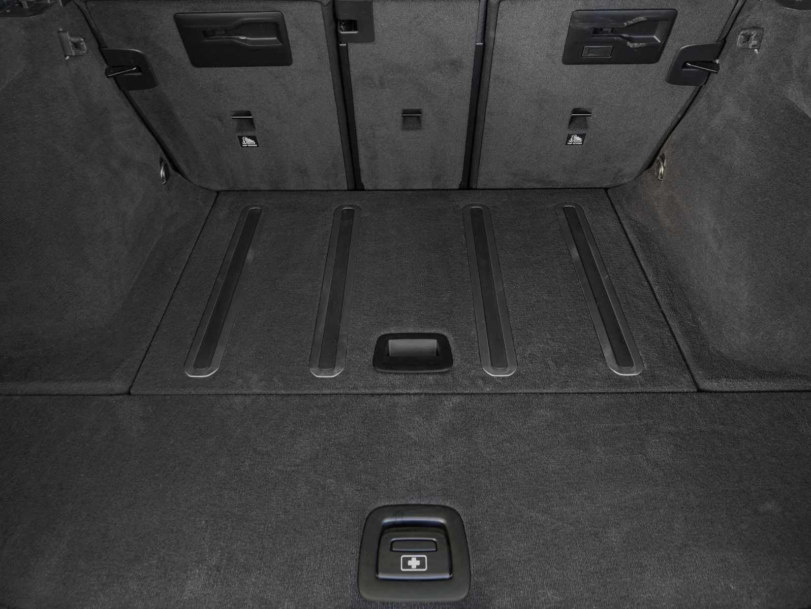 Fahrzeugabbildung BMW 320 d xDrive Touring LED/NAVI/ACC/PANORAMA