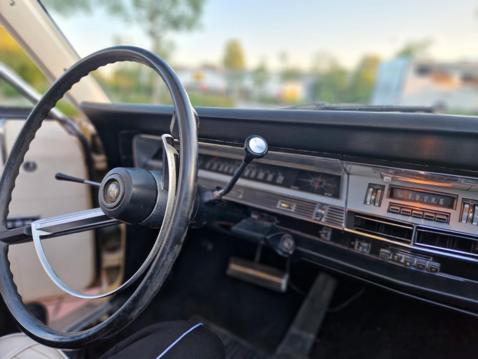 Chrysler Schöner 1968er Newport Cabrio - 383er-Motor