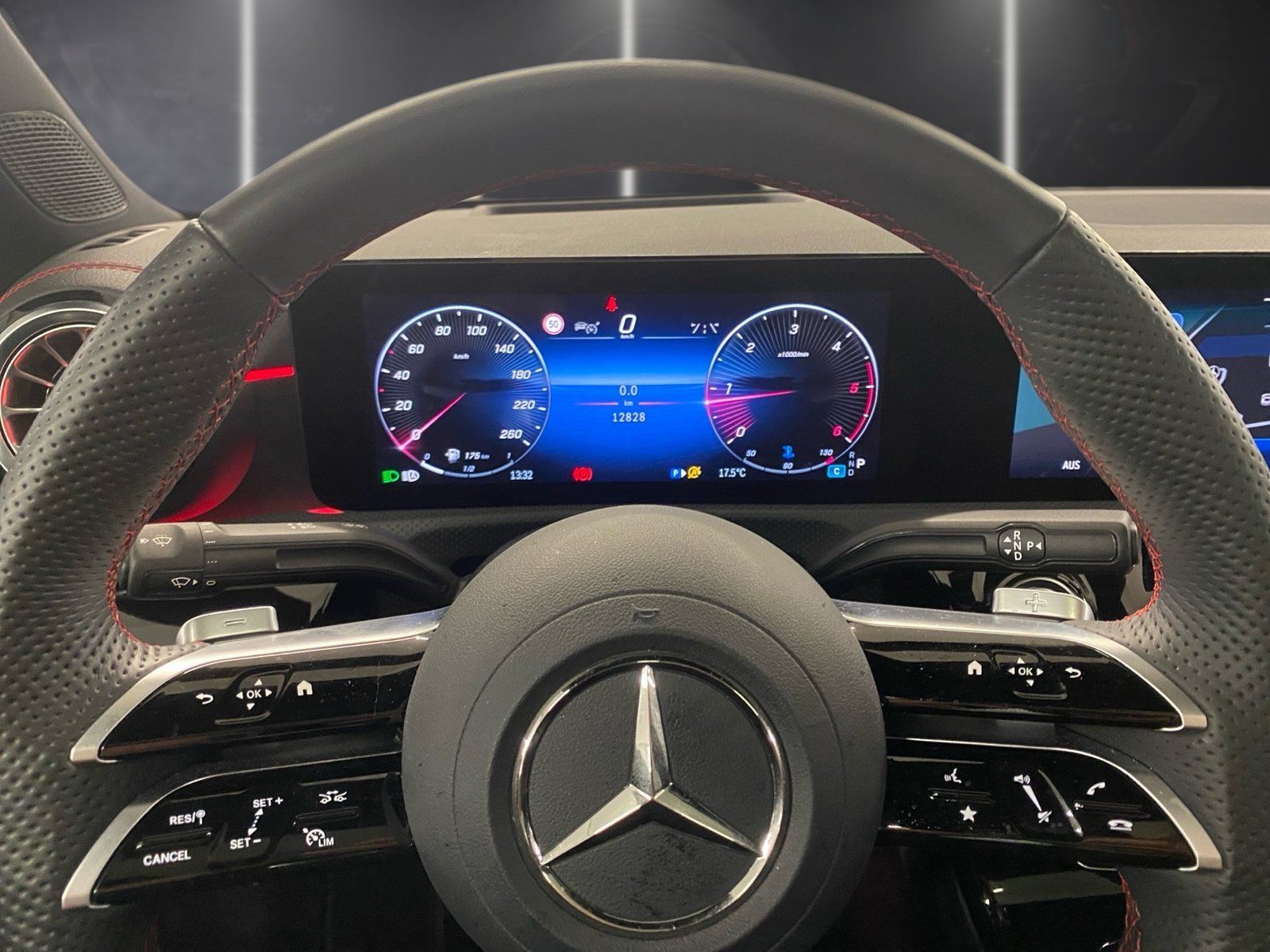 Fahrzeugabbildung Mercedes-Benz CLA 220 d AMG Plus*Pano*HUD*360*Distro*Multibeam